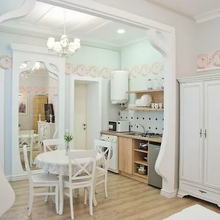 Deluxe In The City Center *