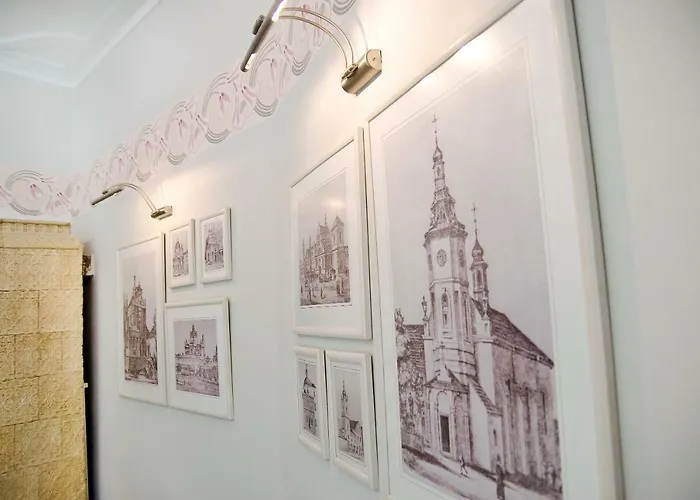 Deluxe In The City Center Lviv